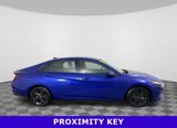 Used 2022 Hyundai Elantra SEL w/ Convenience Package image 2