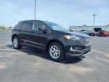 Used 2023 Ford Edge SEL image 3