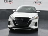 Used 2022 Nissan Kicks SV image 4