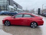 Used 2023 Hyundai Elantra Limited image 2