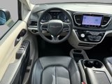 Used 2023 Chrysler Pacifica Touring-L image 4