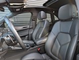 Certified 2024 Porsche Macan image 5