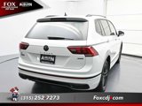Used 2022 Volkswagen Tiguan SE R-Line image 4