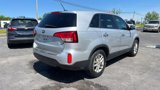 Used 2014 Kia Sorento LX image 5