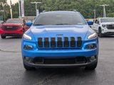 Used 2018 Jeep Cherokee Latitude w/ Altitude Package image 2