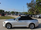 Used 2019 Ford Mustang Convertible image 3