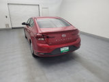 Used 2019 Hyundai Elantra SE image 6