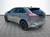 Used 2022 Ford Edge SE w/ Black Appearance Package image 5