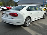 Used 2016 Volkswagen Passat 1.8T SEL Premium image 6