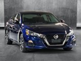 Used 2021 Nissan Altima 2.5 SR w/ SR Premium Package image 3