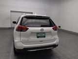 Used 2018 Nissan Rogue SV image 6