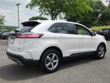 Used 2019 Ford Edge SEL w/ Equipment Group 201A image 3