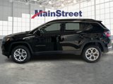 New 2025 Jeep Compass Latitude image 2