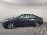 Used 2022 Kia Forte LXS image 2