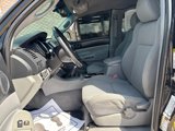 Used 2010 Toyota Tacoma 4x4 Access Cab V6 image 3
