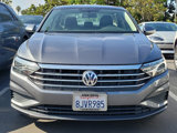 Used 2019 Volkswagen Jetta image 2