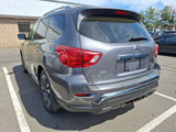 Used 2017 Nissan Pathfinder Platinum image 3