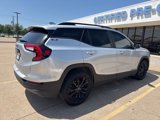 Used 2022 GMC Terrain SLE w/ Driver Convenience Package image 4
