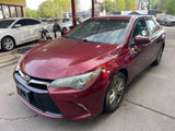 Used 2017 Toyota Camry SE image 2