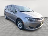Used 2019 Chrysler Pacifica Touring Plus w/ Tire & Wheel Group image 4