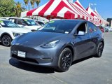 Used 2022 Tesla Model Y Long Range image 2