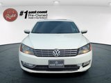Used 2015 Volkswagen Passat TDI SEL Premium image 2