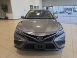 Used 2021 Toyota Camry SE image 3
