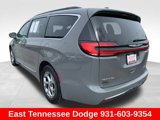 Used 2022 Chrysler Pacifica Limited image 5