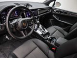 Certified 2025 Porsche Macan image 4