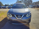 Used 2016 Nissan Rogue SV image 3