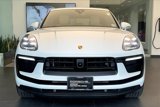 Certified 2024 Porsche Macan image 6