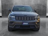 Used 2017 Jeep Grand Cherokee Altitude image 2