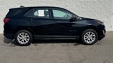 Used 2018 Chevrolet Equinox LS image 2