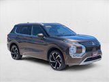 Used 2022 Mitsubishi Outlander SEL image 3