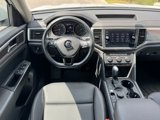 Used 2020 Volkswagen Atlas SE w/ Towing Package image 2