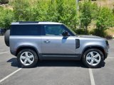 Used 2023 Land Rover Defender 90 SE image 2