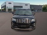 Used 2017 Ford Explorer XLT w/ Equipment Group 202A image 3