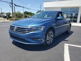 Used 2020 Volkswagen Jetta SEL Premium image 4