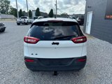 Used 2015 Jeep Cherokee Latitude image 6