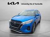 Used 2023 Nissan Kicks SV image 3