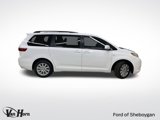 Used 2017 Toyota Sienna LE image 2