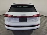 Used 2021 Audi e-tron Premium Plus w/ Premium Plus Package image 4