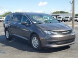 Used 2023 Chrysler Voyager LX image 2