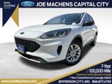Certified 2022 Ford Escape SE image 2