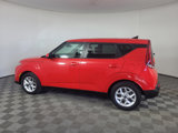 Used 2021 Kia Soul S image 3
