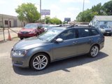 Used 2017 Volkswagen Golf SE image 3