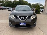 Used 2016 Nissan Rogue SL w/ SL Premium Package image 3