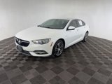Used 2018 Buick Regal Essence image 3