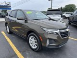 Used 2024 Chevrolet Equinox LT image 2