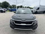 Used 2022 Kia Seltos SX w/ Sunroof Package image 2